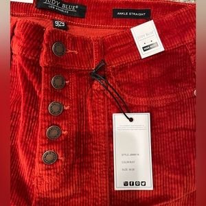 NWT JUDY BLUE 9/29 RUST CORDS